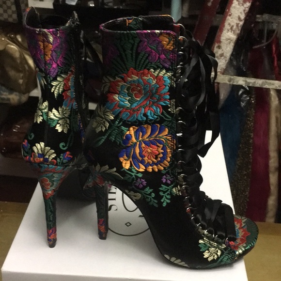 🆕Steve Madden Fuego bootie 🆕. without box - Picture 2 of 6